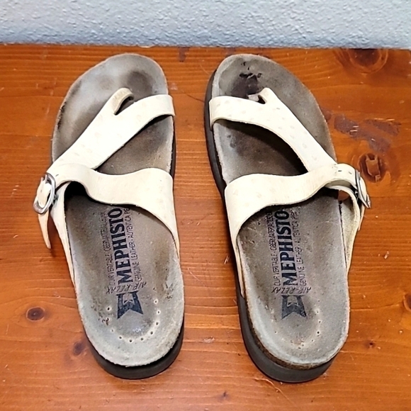 MEPHISTO HELEN WOMEN'S  LEATHER SANDAL IN CREAM SIZE 42 OR 11.5 - Picture 4 of 10